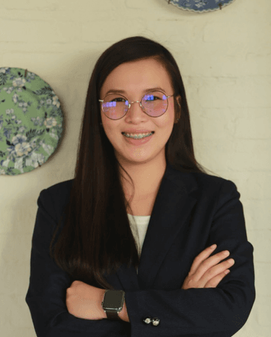 Tharinya K.
